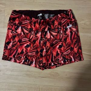 Size Medium woman’s stretchy shorts